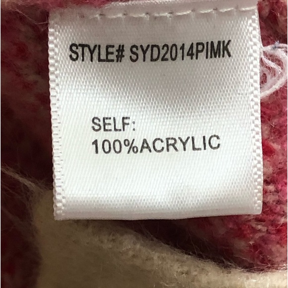 A Beautiful Soul Oversized Lip Design Fluffy Sweater. Woman’s Size b, 18/20 - Picture 10 of 10